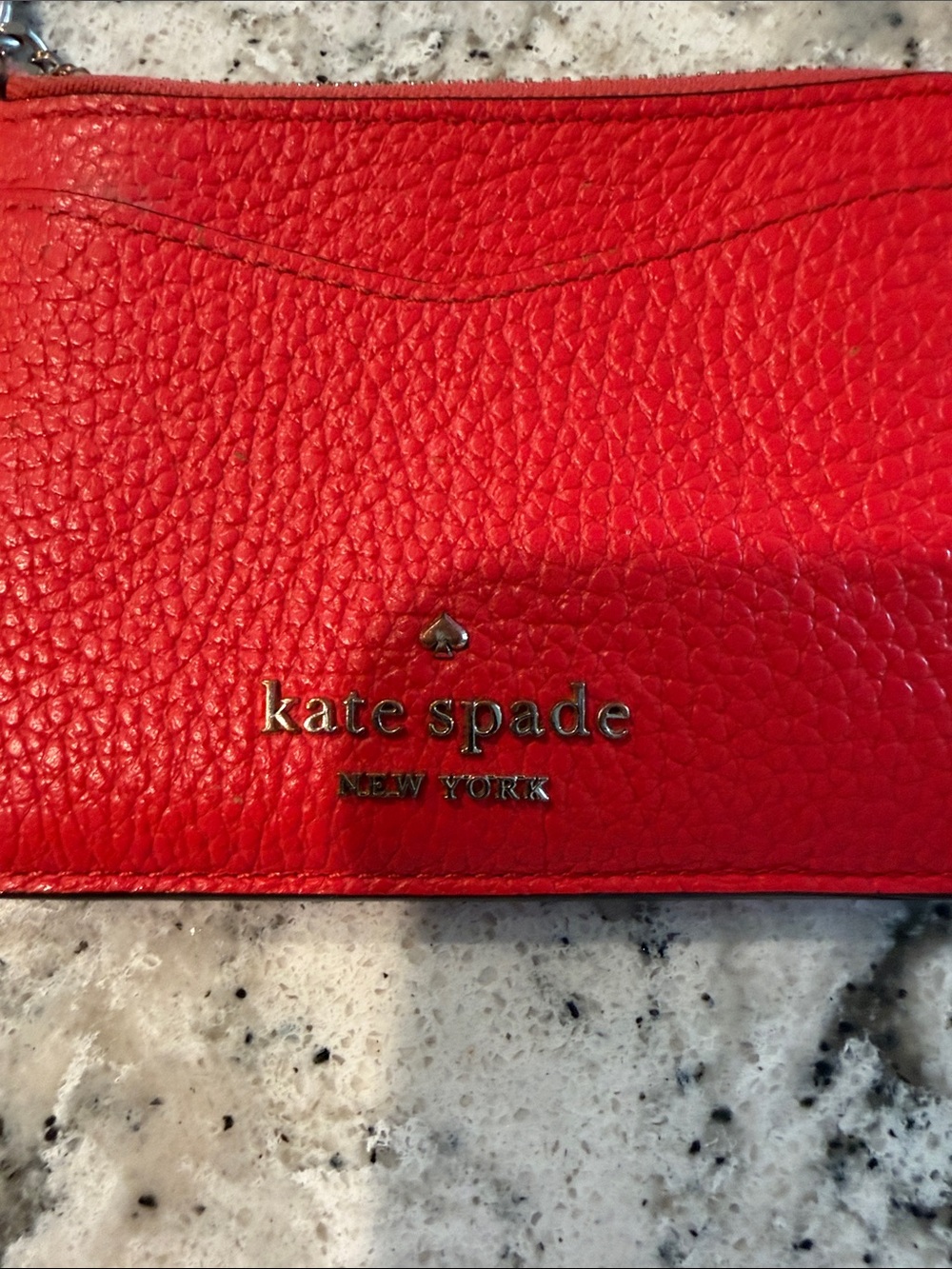 kate spade red pebbled leather wristlet card case with keyring - Picture 2 of 4